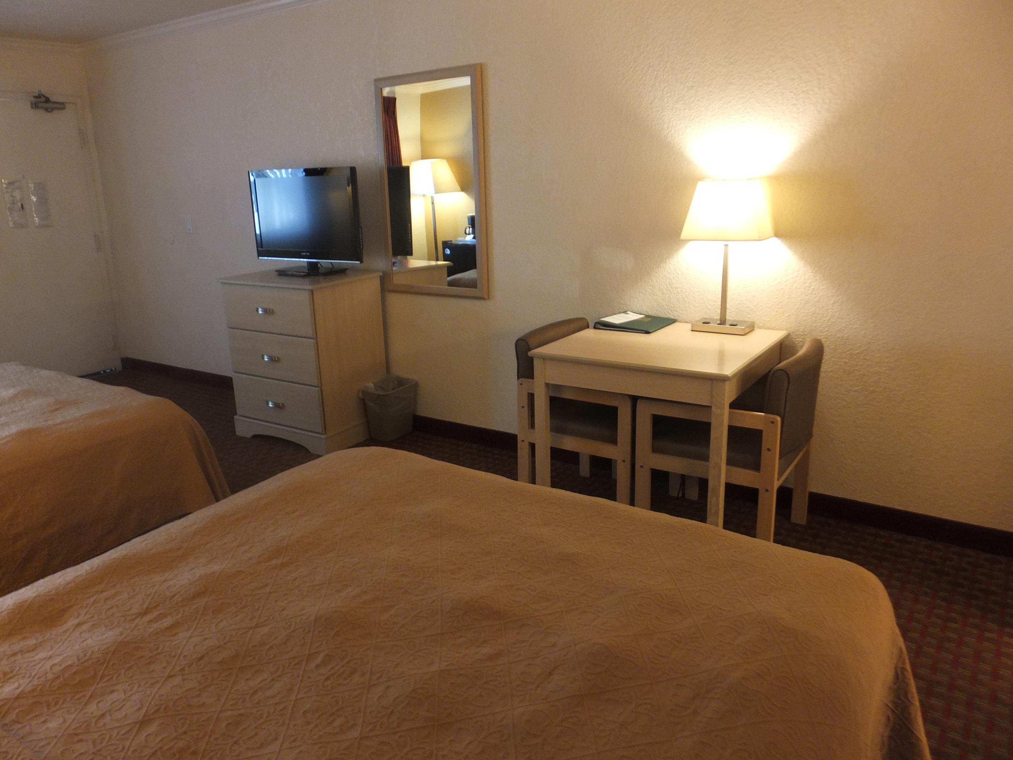 Quality Inn & Suites レイク・ハヴァス・シティ エクステリア 写真