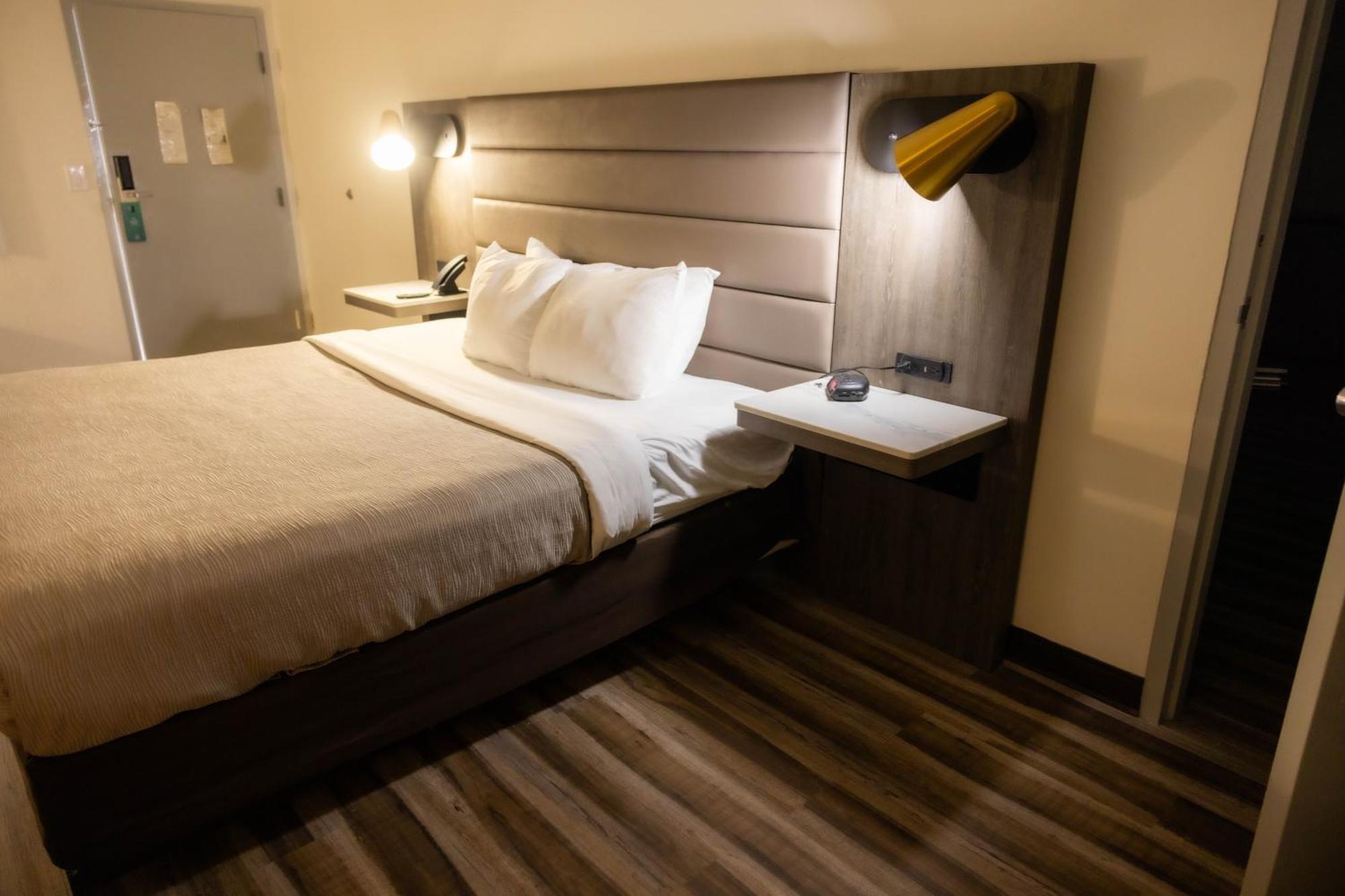 Quality Inn & Suites レイク・ハヴァス・シティ エクステリア 写真