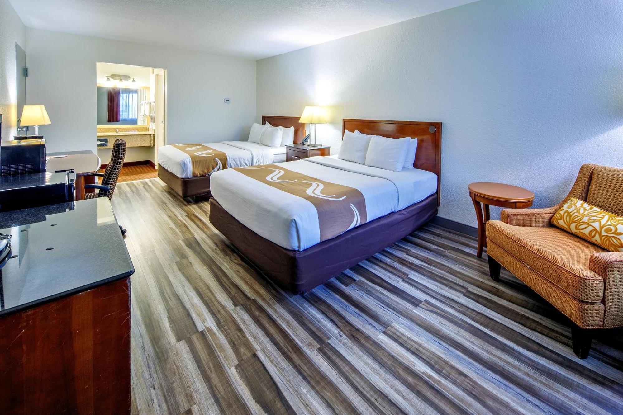 Quality Inn & Suites レイク・ハヴァス・シティ エクステリア 写真