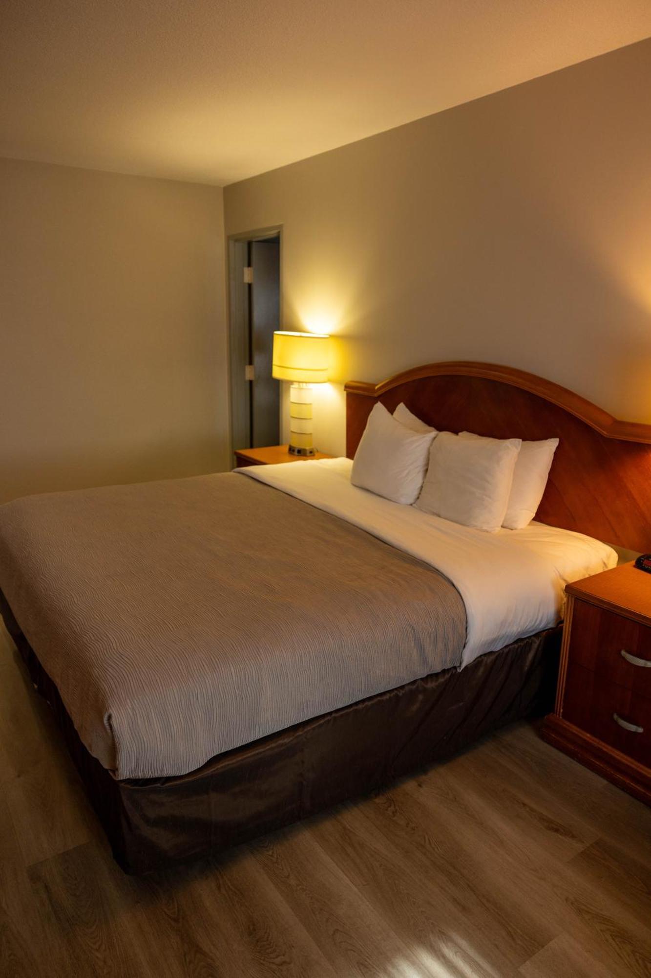 Quality Inn & Suites レイク・ハヴァス・シティ エクステリア 写真
