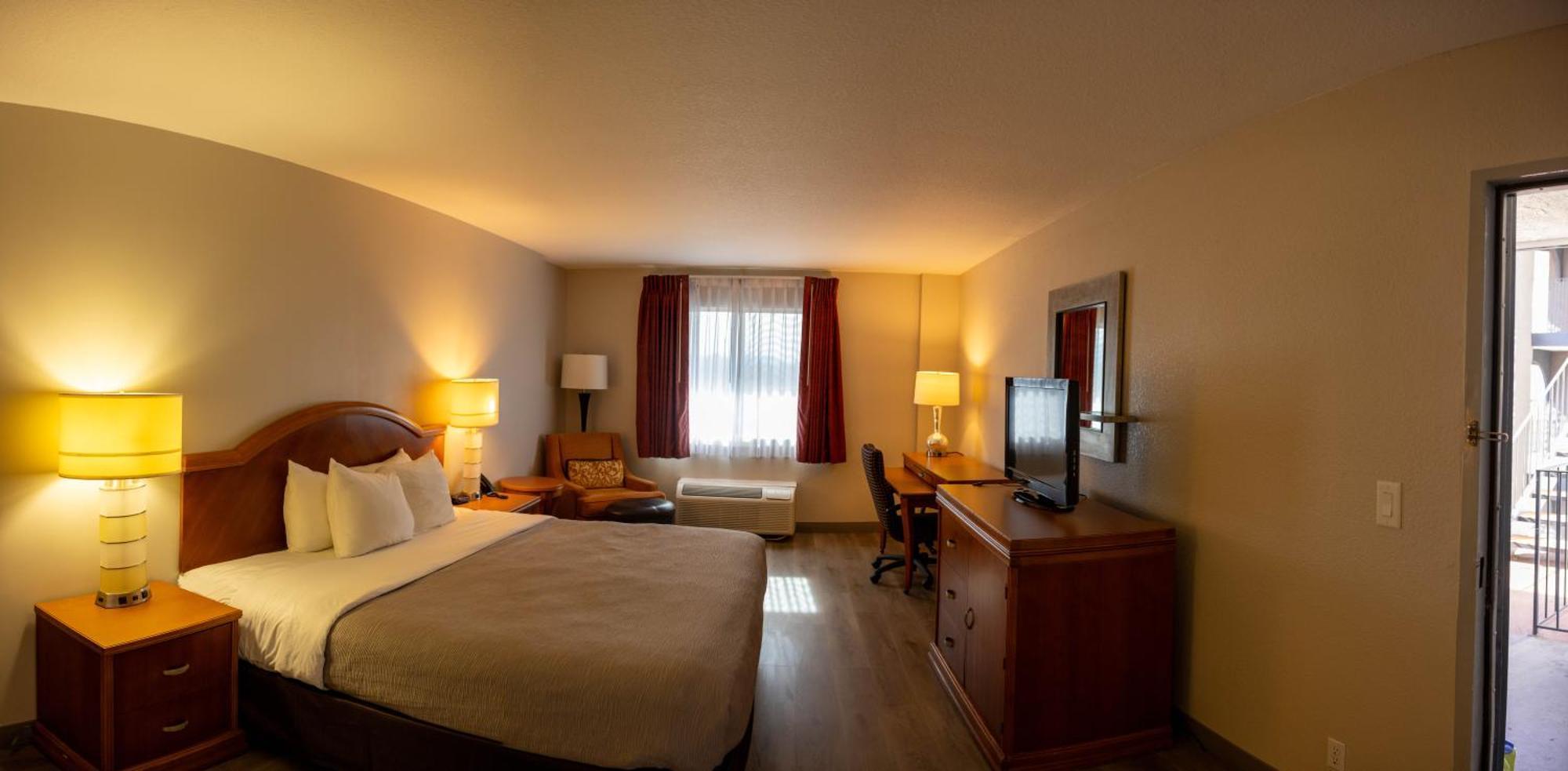 Quality Inn & Suites レイク・ハヴァス・シティ エクステリア 写真
