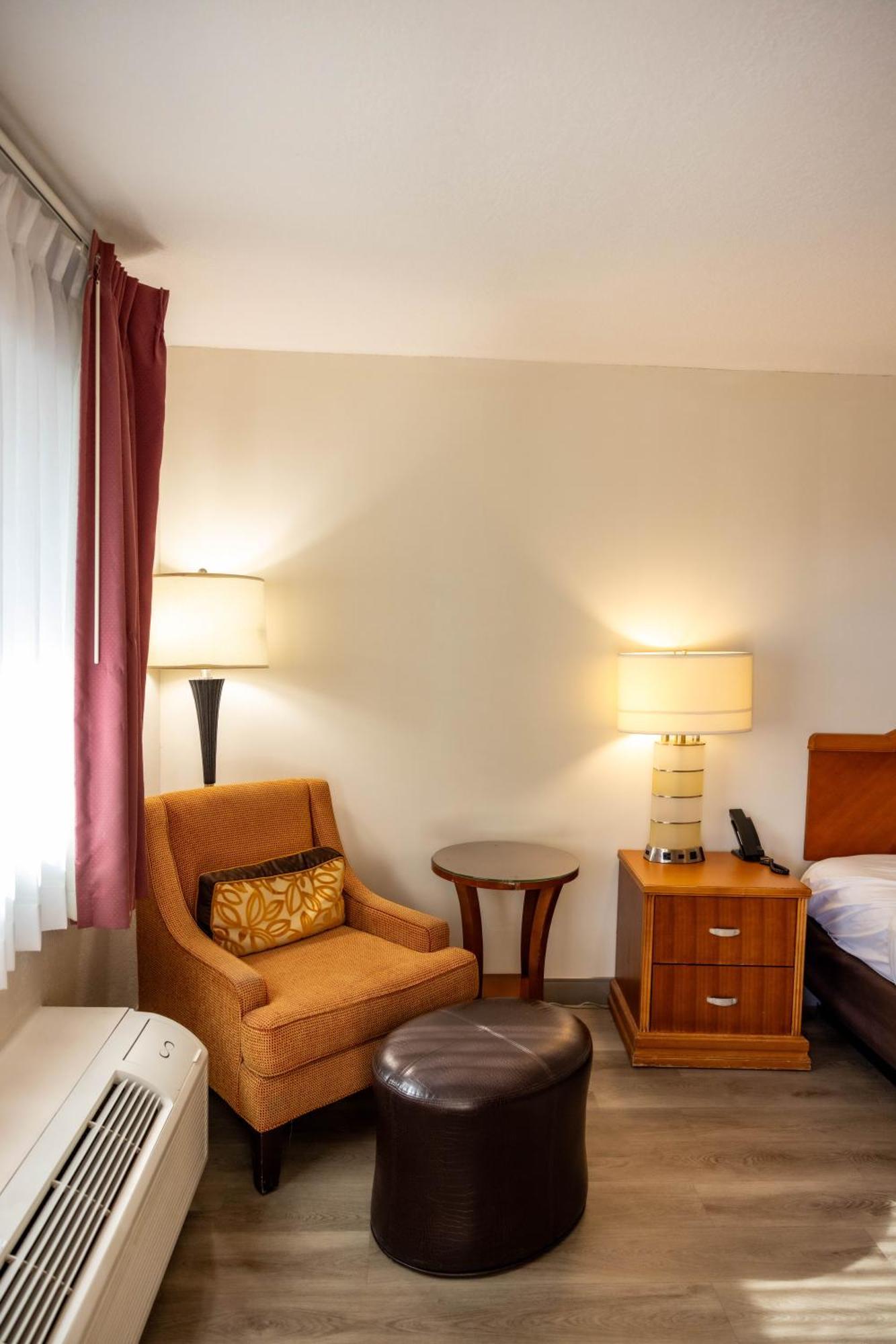 Quality Inn & Suites レイク・ハヴァス・シティ エクステリア 写真